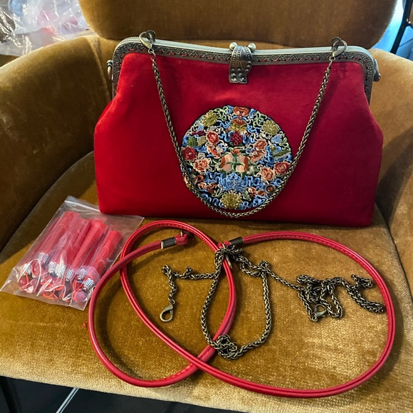 Handmade suede handbag - Picture 1 of 3